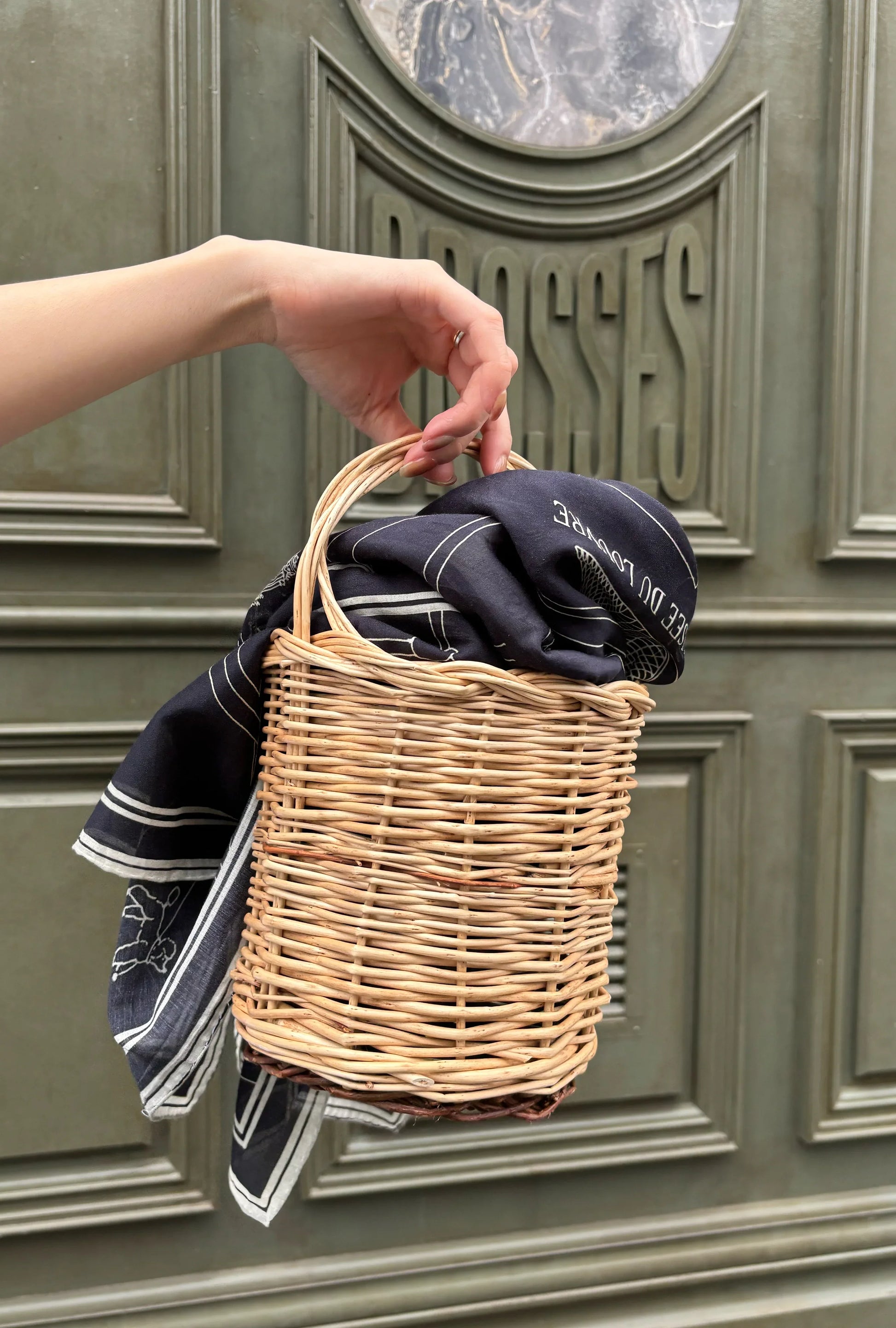 Foulard Ex-libris Paris x aLORS -une collaboration d’exception(ダークネイビーx アイボリー) - aLORS online store