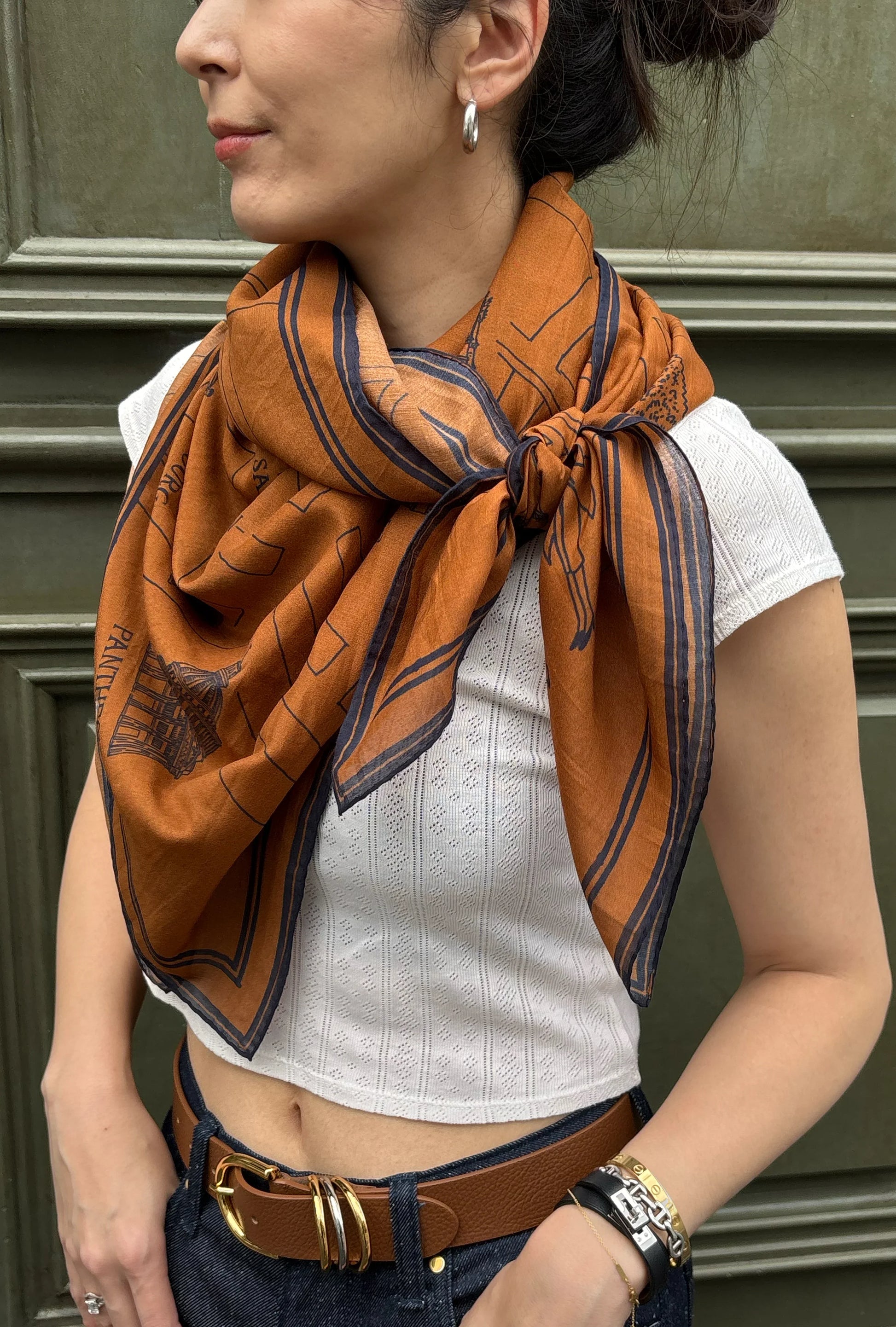 Foulard Ex-libris Paris x aLORS -une collaboration d’exception (キャメルx ネイビー) - aLORS online store