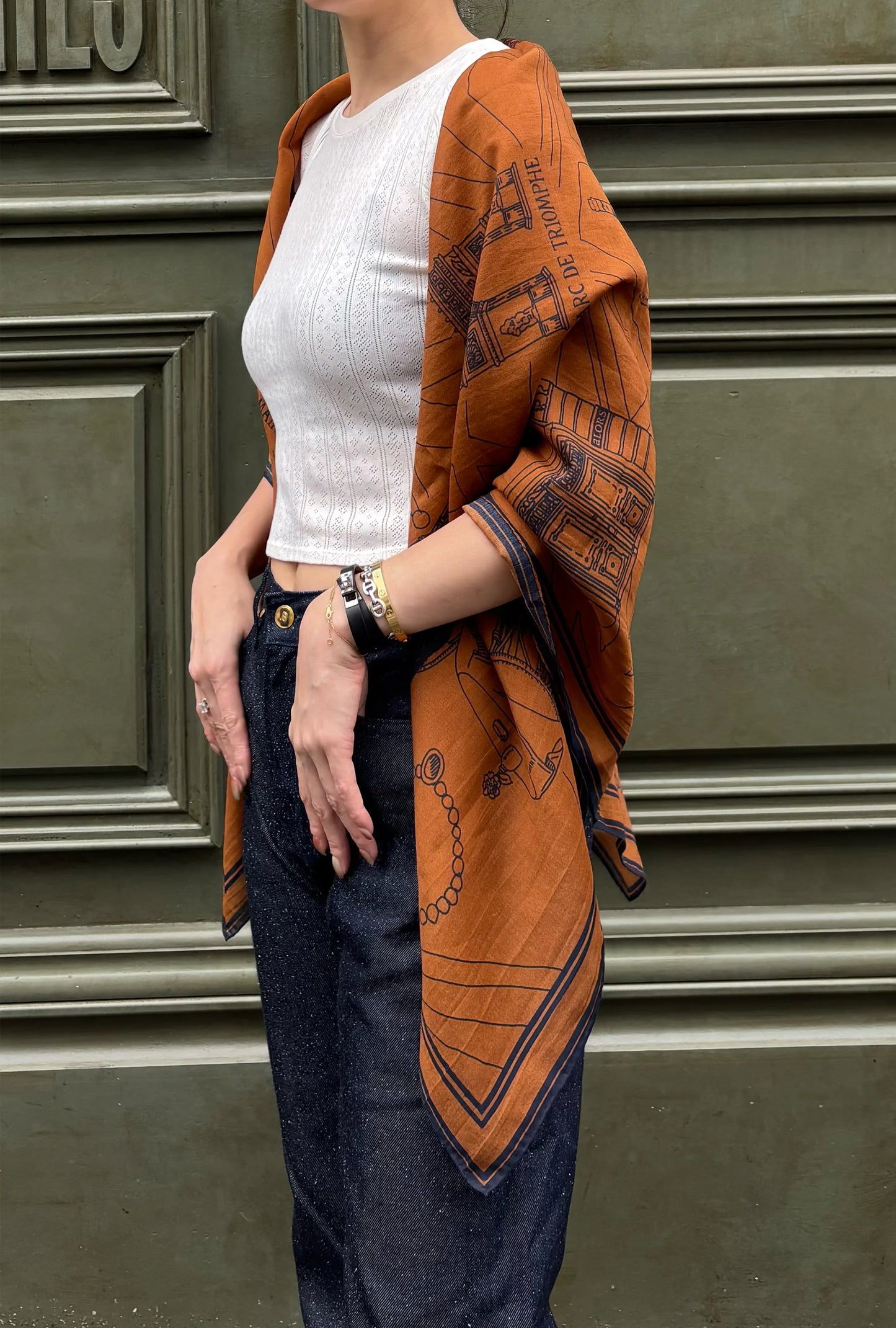 Foulard Ex-libris Paris x aLORS -une collaboration d’exception (キャメルx ネイビー) - aLORS online store