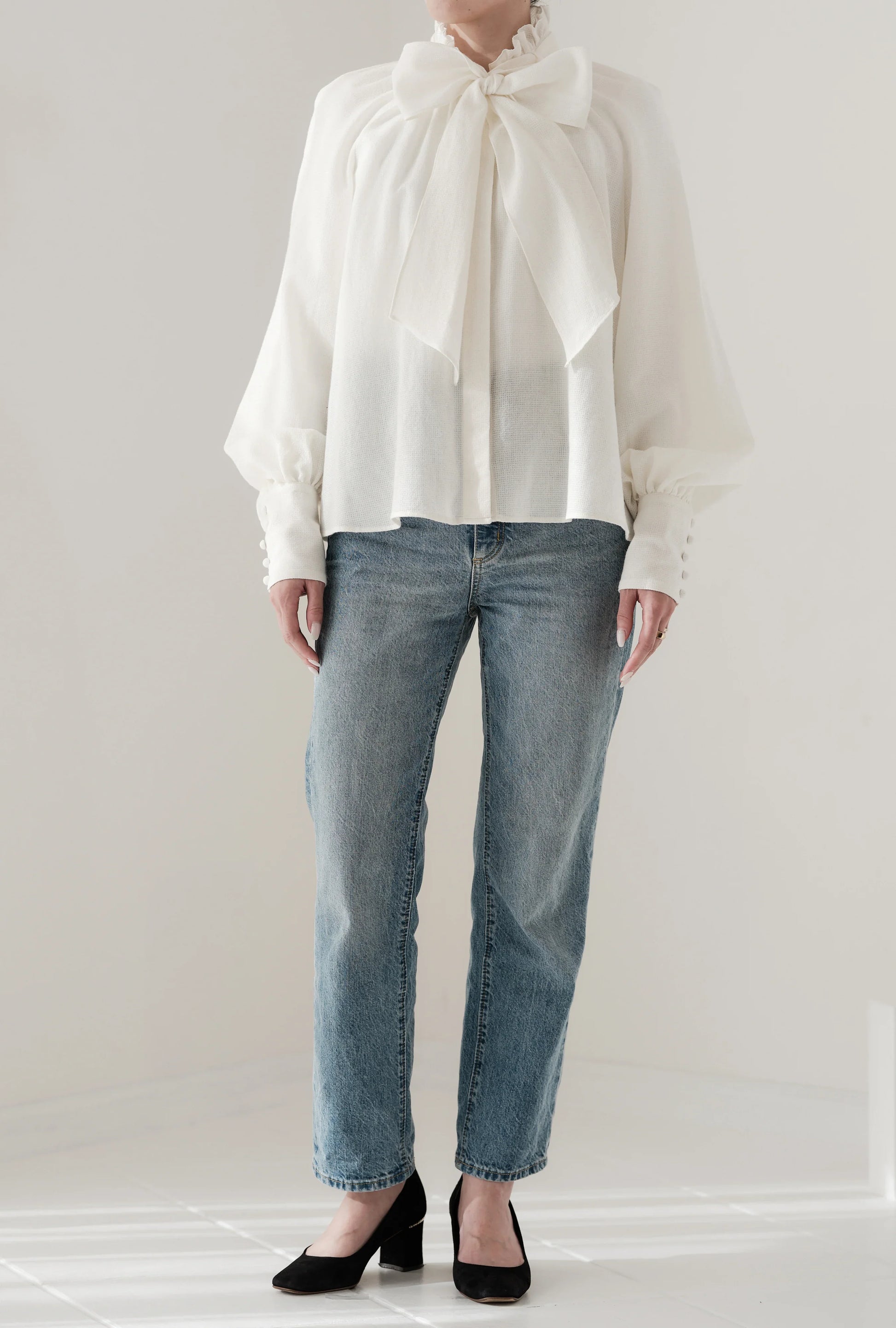 Blouse à volants et nœud papillon "Lilly"　 - aLORS online store