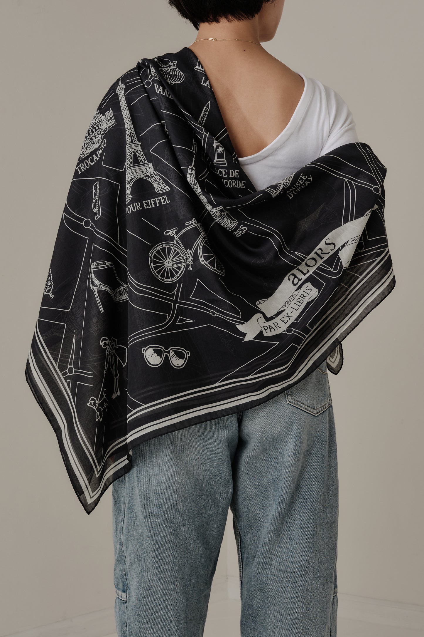 Foulard Ex-libris Paris x aLORS -une collaboration d’exception(ダークネイビーx アイボリー) 140x140cm　スカーフ