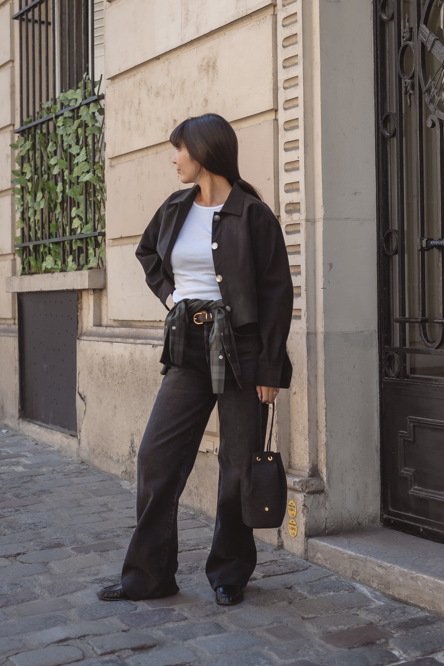 Veste courte en Alcantara Noir de Lune Artemis