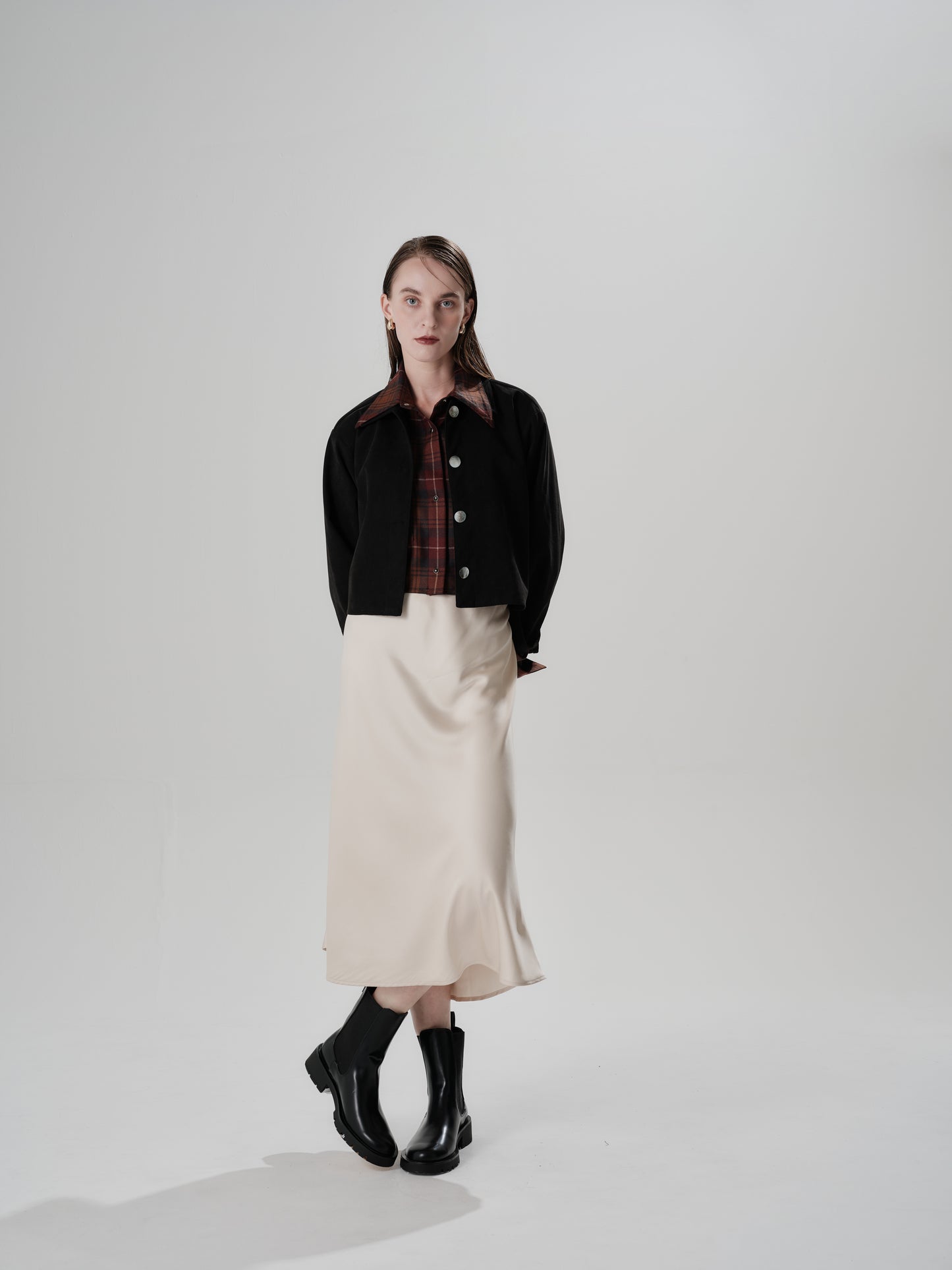 Veste courte en Alcantara Noir de Lune Artemis