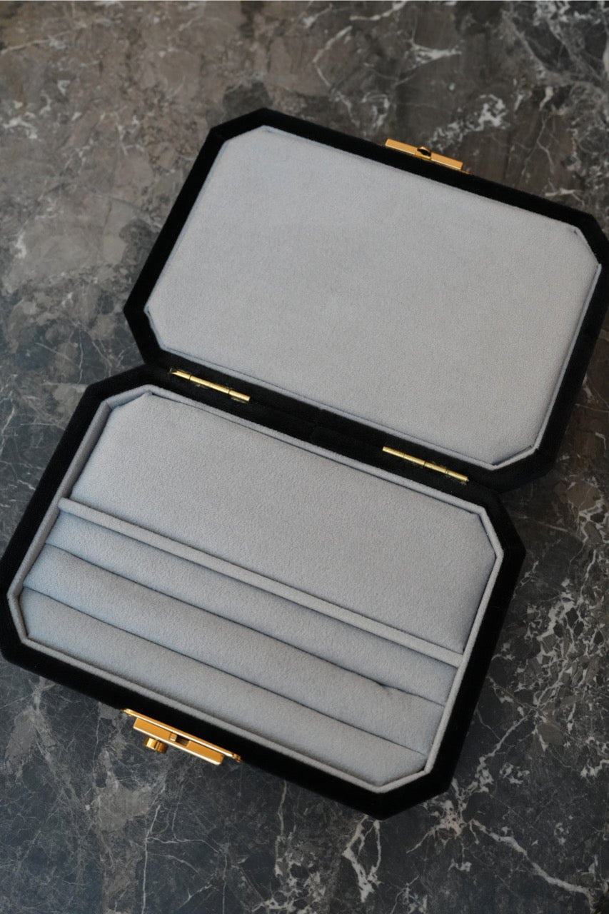 Jet Set Eva -Atelier-