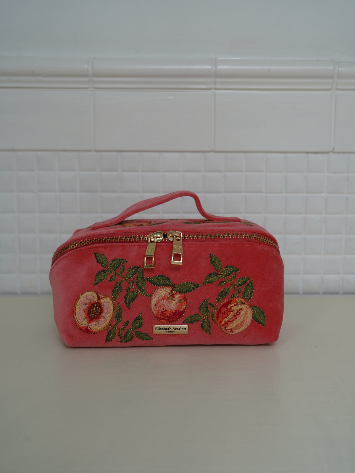 aLORS Select【Elizabeth Scarlett】Summer Peach Velvet Open Flat Makeup Bag - Spiced Coral
