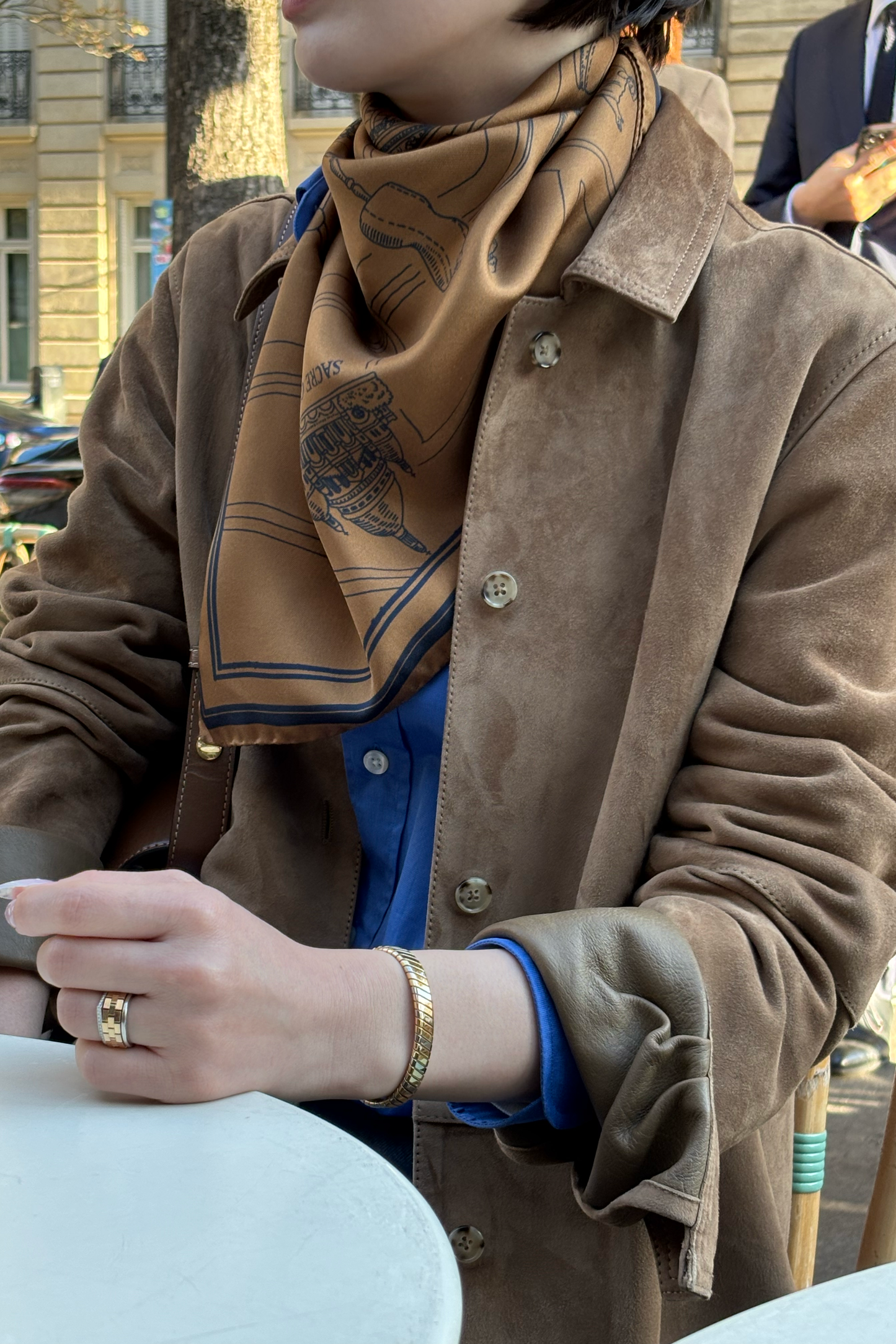 Foulard Ex-libris Paris x aLORS -une collaboration d’exception (キャメルx ネイビー) 90x90cm