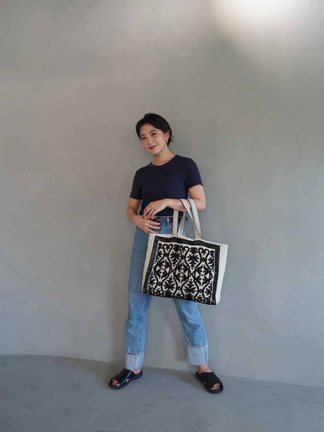 Tote Fiocco lecceseトートフィオッコレッチェーゼネロ・ディ・セピア(黒) - aLORS online store