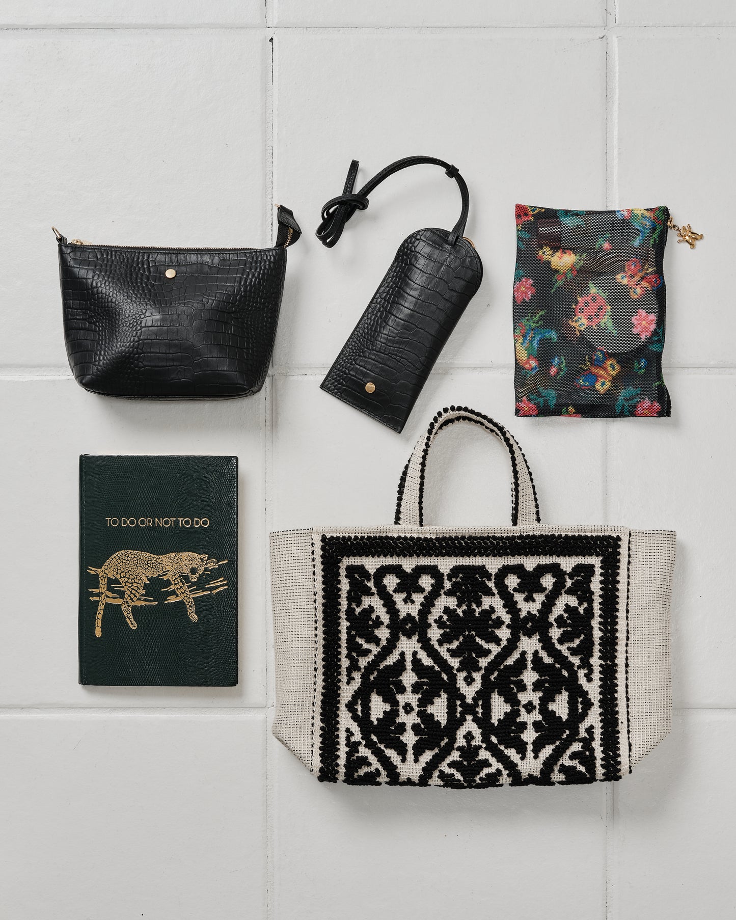 Tote Fiocco Leccese ネロ・ディ・セピア(黒) ミニトートバッグ