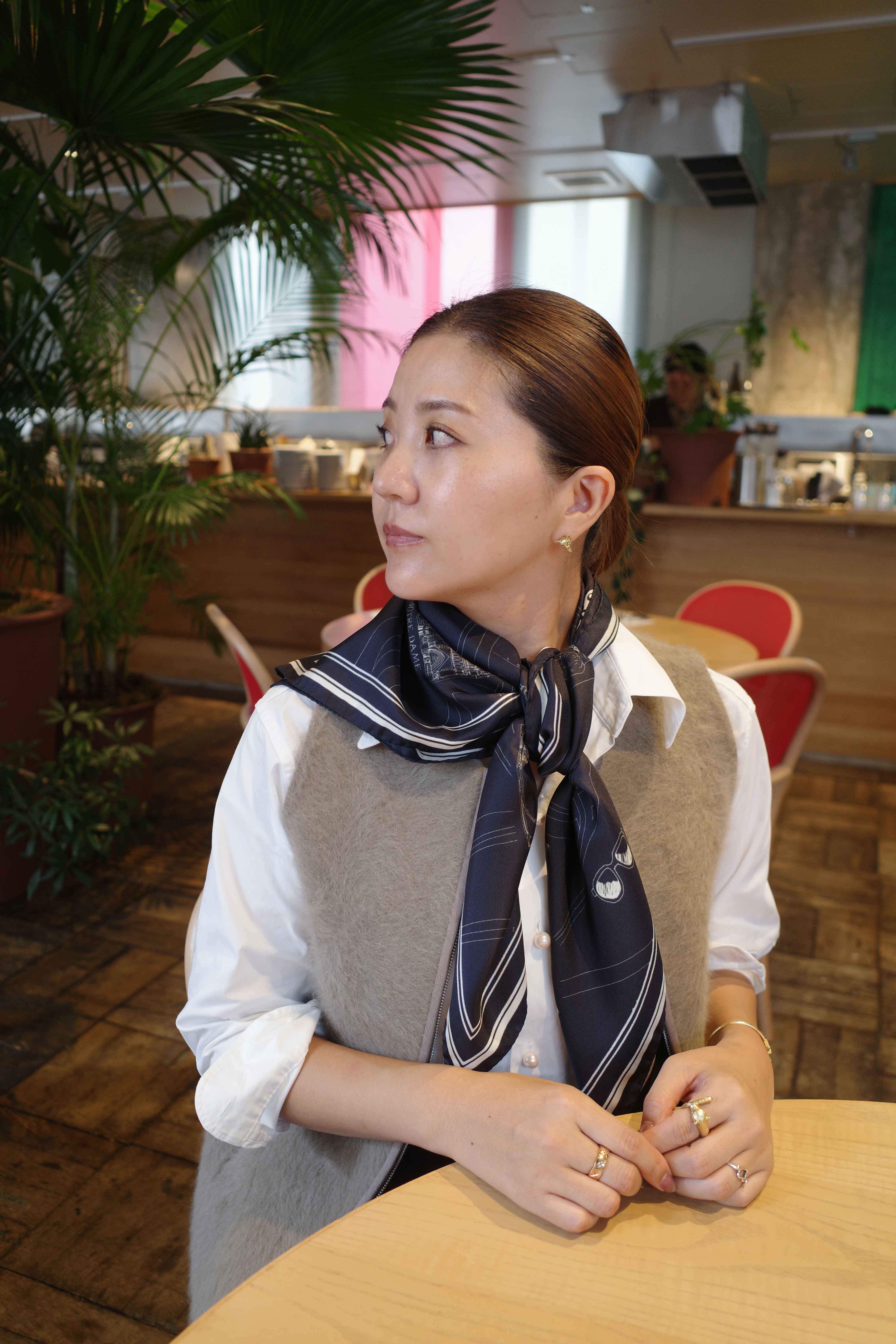 【aLORS】スカーフ（ダークネイビー×アイボリー・90×90） Foulard Ex-libris Paris x aLORS -une collaboration d'exception