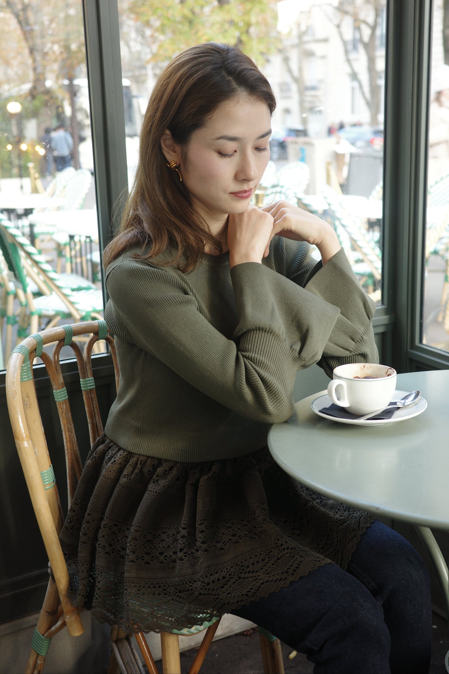 Pull en dentelle torsadée équestre Cadence Vert yomogi  カーキ