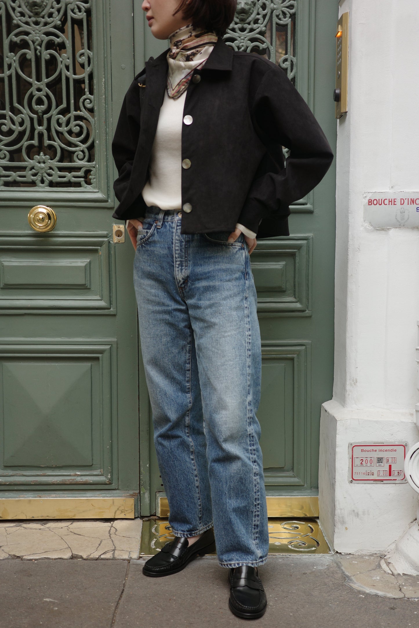 Veste courte en Alcantara Noir de Lune Artemis