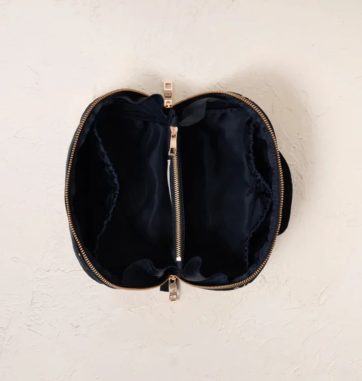 aLORS Select【Elizabeth Scarlett】Honey Bee Charcoal Velvet Open Flat Makeup Bag