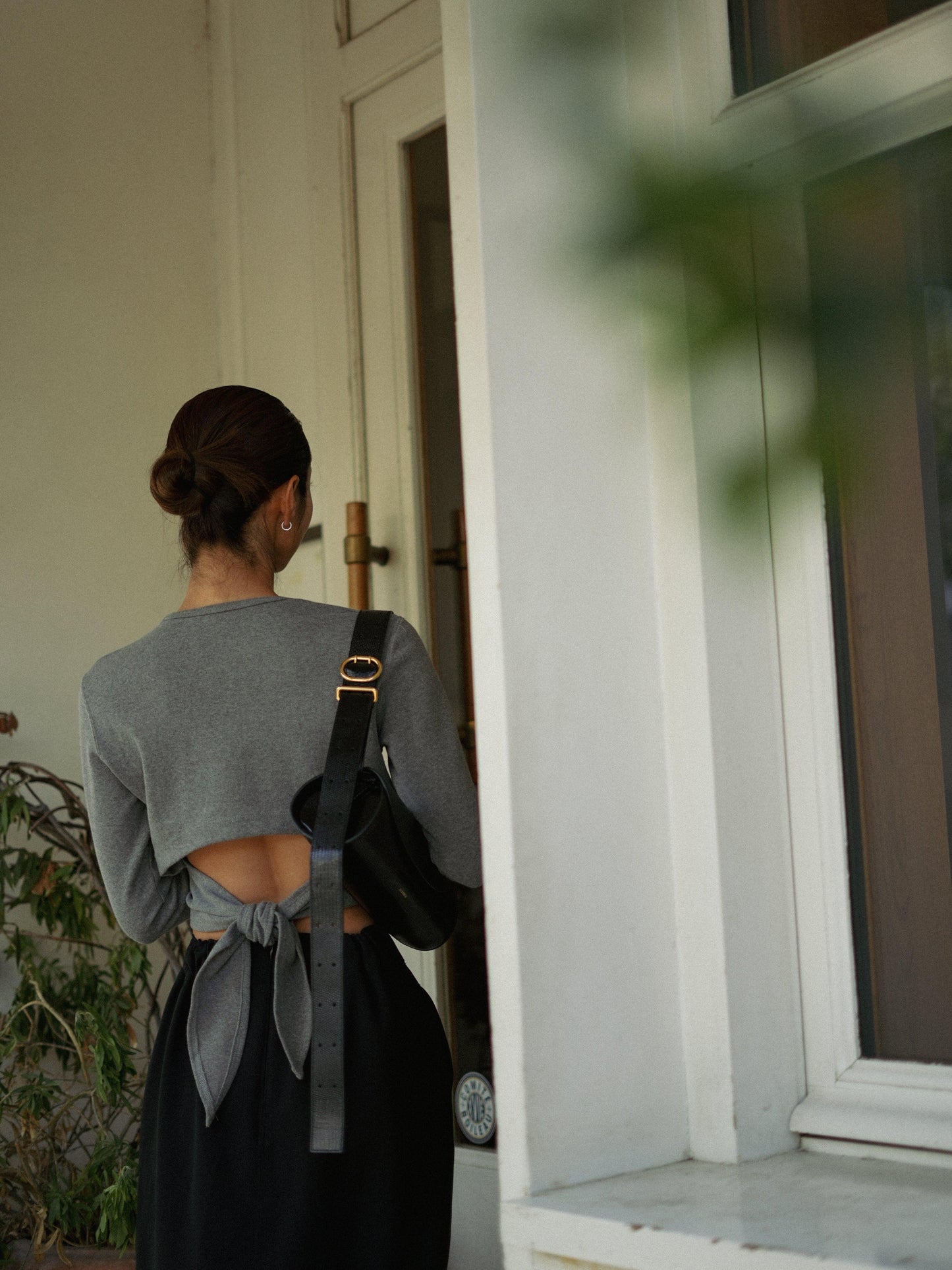 Haut court ouvert au dos Ondine グレー - aLORS online store