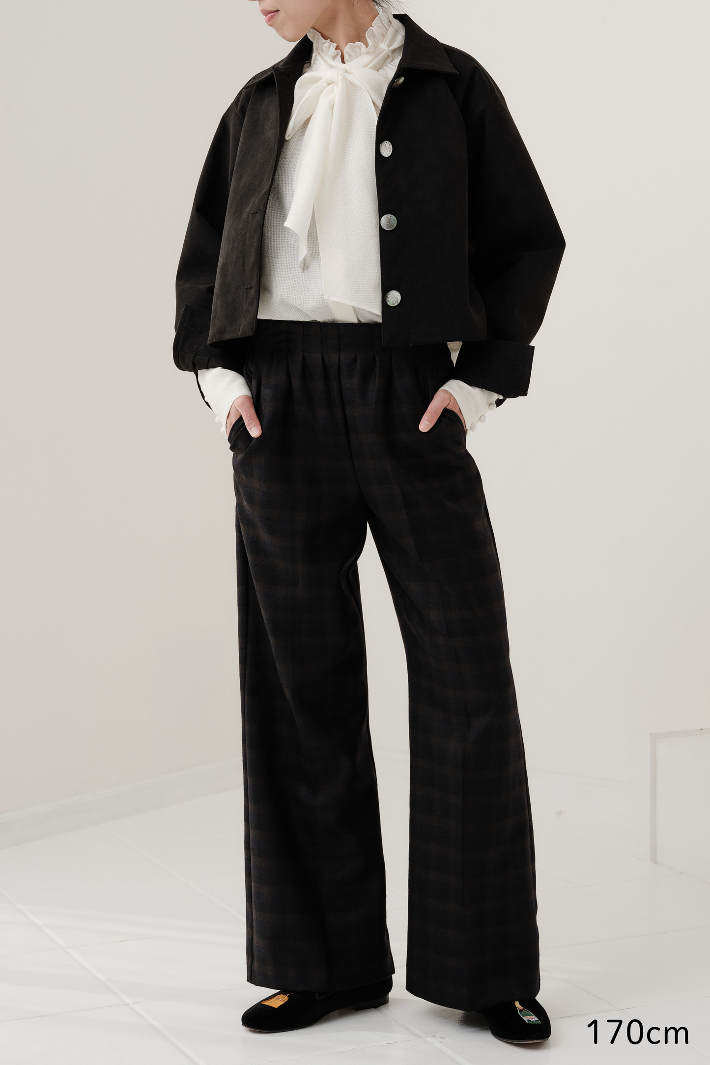 Veste courte en Alcantara Noir de Lune Artemis