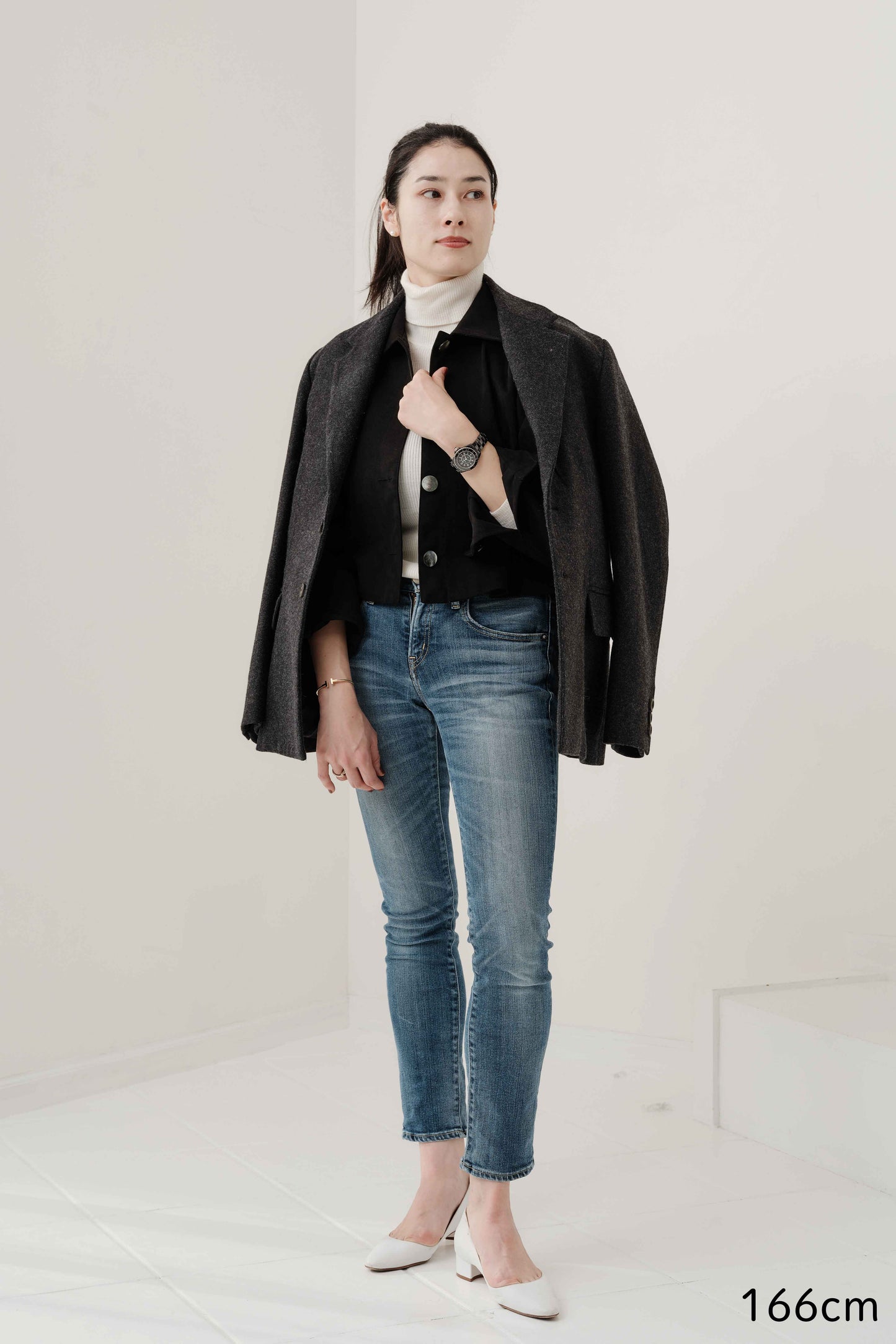 Veste courte en Alcantara Noir de Lune Artemis