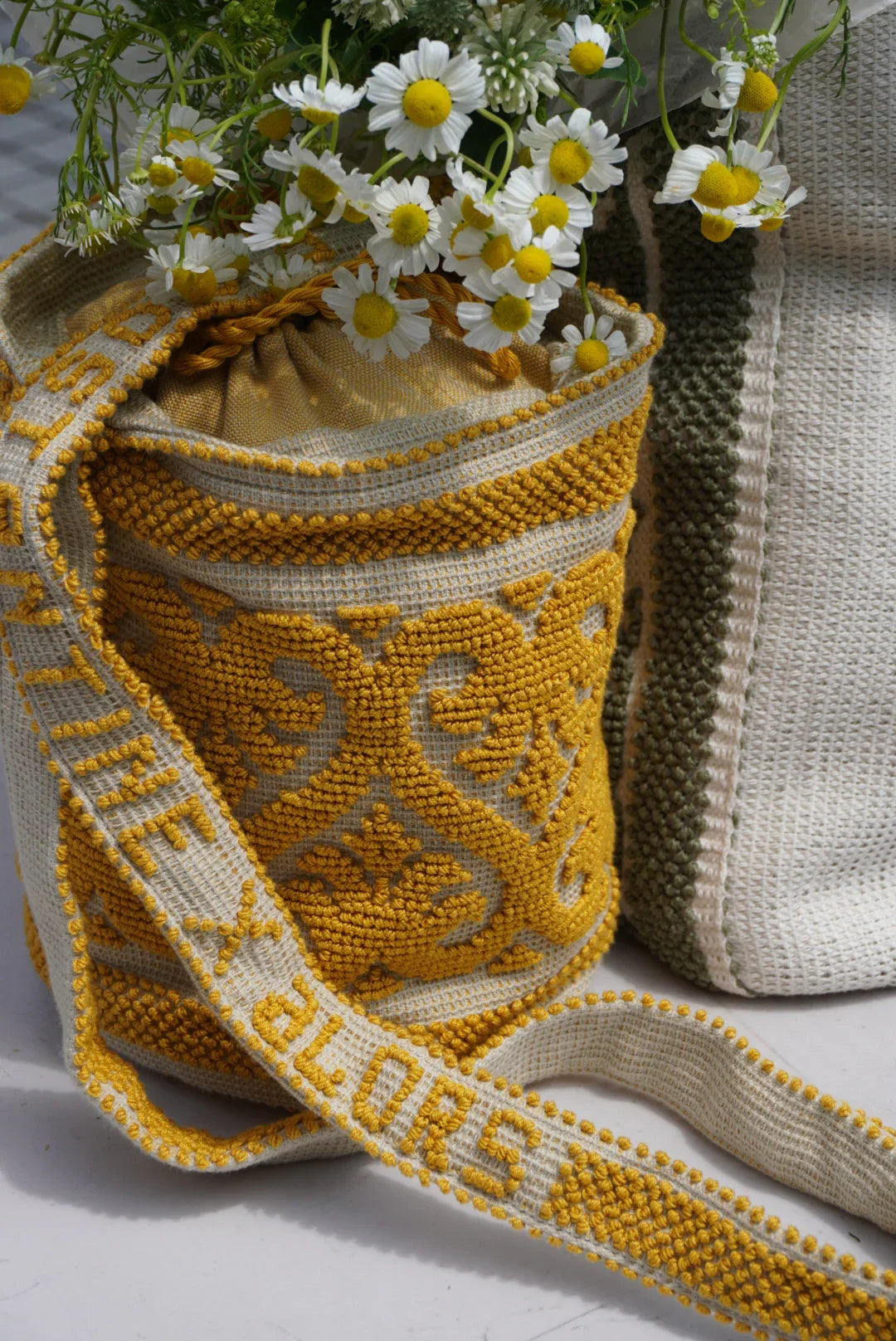 Secchiello Fiocco Lecceseバケットフィオッコレッチェーゼ　ザッフェラーノ - aLORS online store