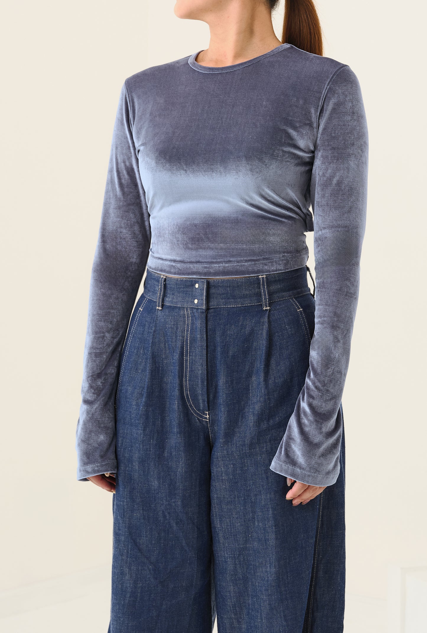 Haut court ouvert au dos Bleu Grisブルーグレー