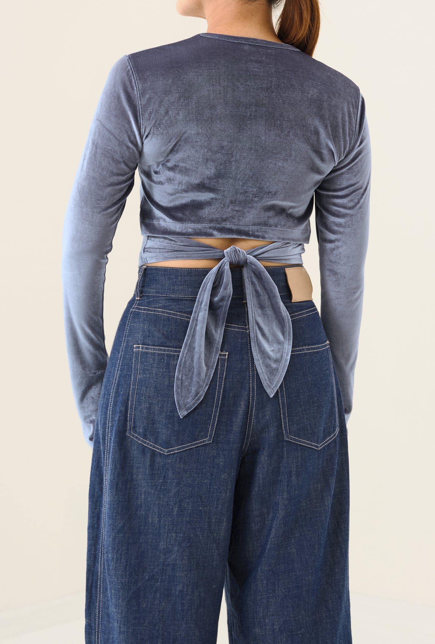 Haut court ouvert au dos Bleu Grisブルーグレー