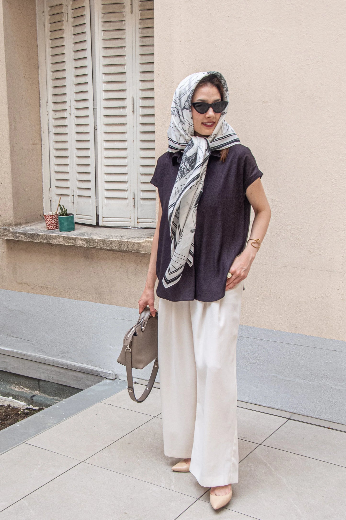 Chemise sans manches "Astrifera" Chocolat noir 99% - aLORS online store