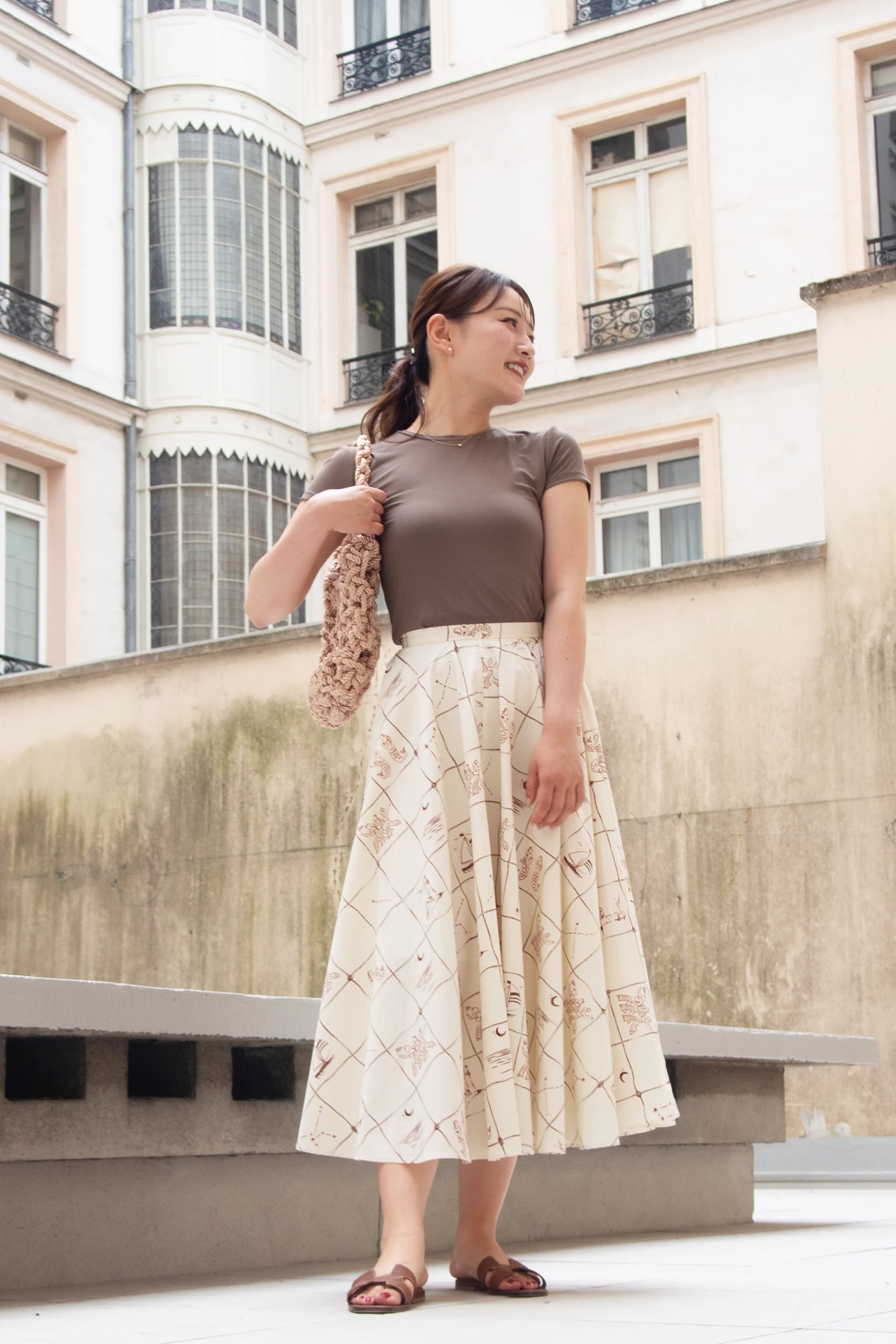 Jupe "Astrifera" Ivory × Bordeaux - aLORS online store