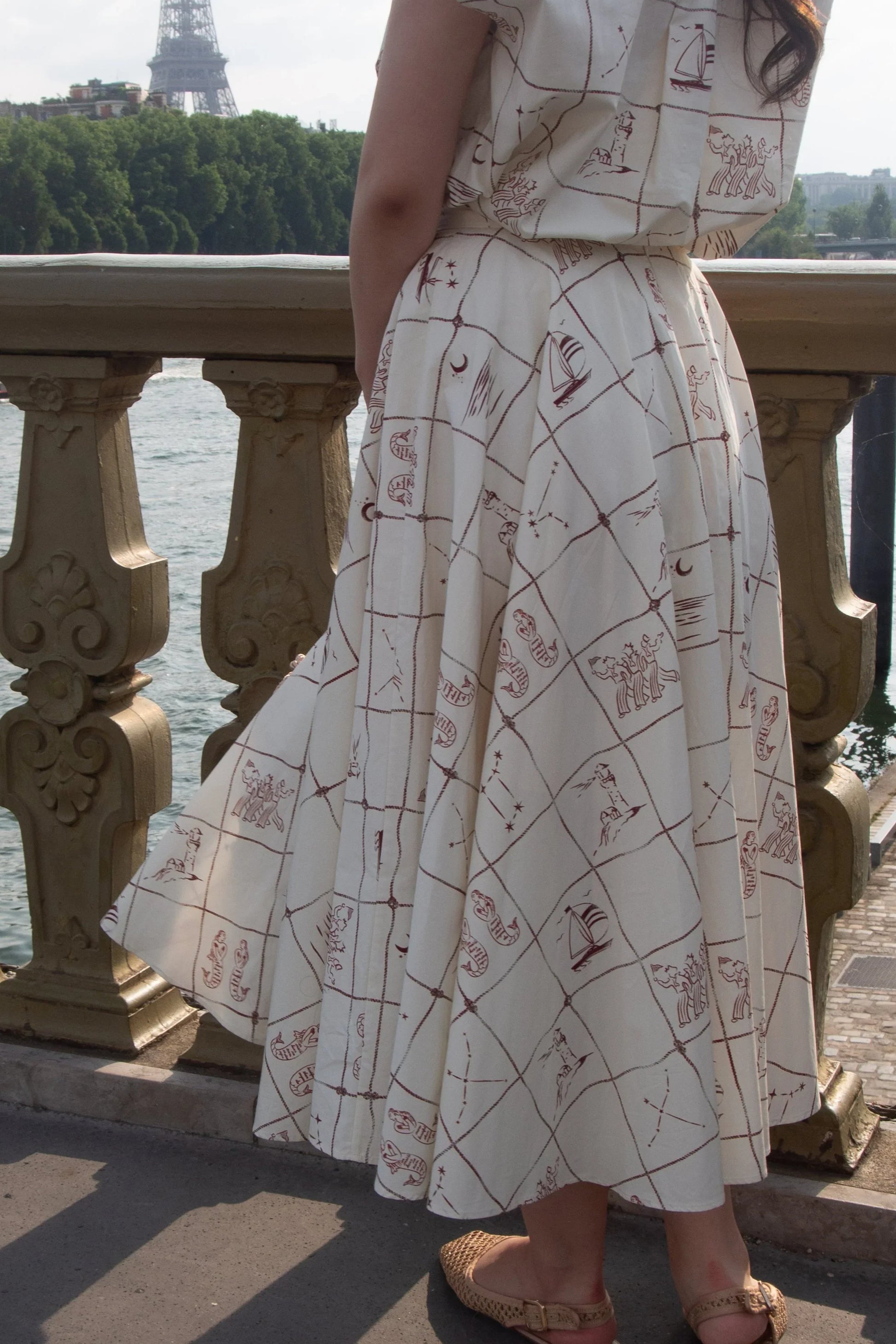 Jupe "Astrifera" Ivory × Bordeaux - aLORS online store